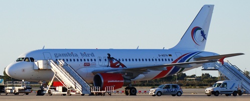 El A319 de Gambia Bird, hoy en Barcelona - El Prat / Foto: Aena Aeropuertos