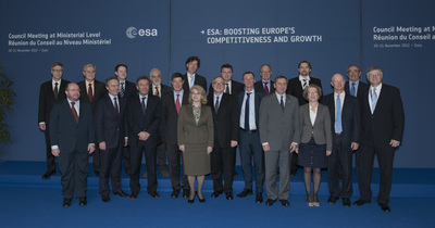 Ministros y representantes europeos en el Consejo Ministerial 2012