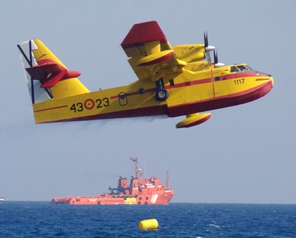 Hidroavión Canadair, en el festival de 2011