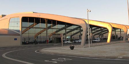 Edificio terminal de Aeropuerto de León