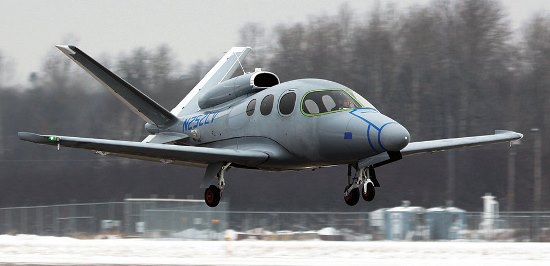 El Cirrus C2, durante su primer vuelo / Foto: Cirrus Aircraft