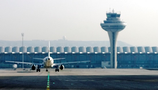 Torre de control aéreo del aeropuerto de Madrid-Barajas