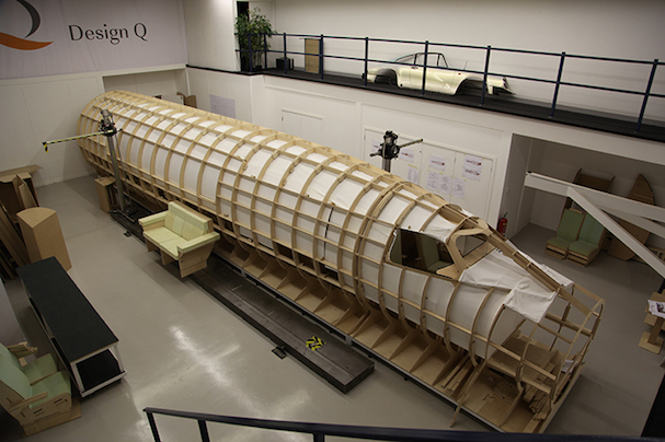 Maqueta del fuselaje del Aerion en fase de construcción