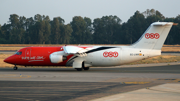 BAe 146-300QT de PAN Air, operando para TNT Express / Wikipedia - Dura-Ace