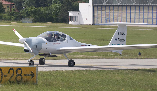 Avión Diamond Aircraft DA20 con motorización eléctrica de Siemens / Grupo Airbus