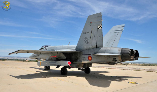 F-18 del Ala 15 armado con el misil Taurus / Ejército del Aire