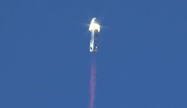 Momento en el que la cápsula se separa del cohete / Blue Origin