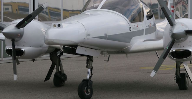 Las cámaras, en el morro del avión / Diamond Aircraft