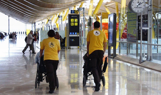 Aeropuerto de Barcelona adjudica por 46,69 el asistencia a personas con movilidad reducida - Aerotendencias