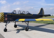 Yak 52
