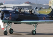 Yak 52