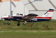 Piper Seneca V