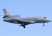 Falcon 900