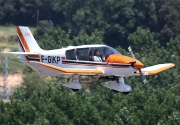 Robin DR400