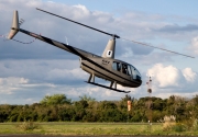 Robinson R44
