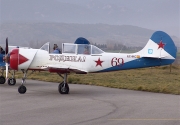 Yak 52